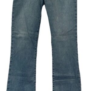 GAP Straight Leg Jeans in Light Blue Denim